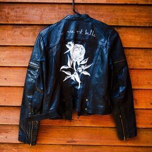Hand-painted white rose Black River extra small leather motorcycle jacket